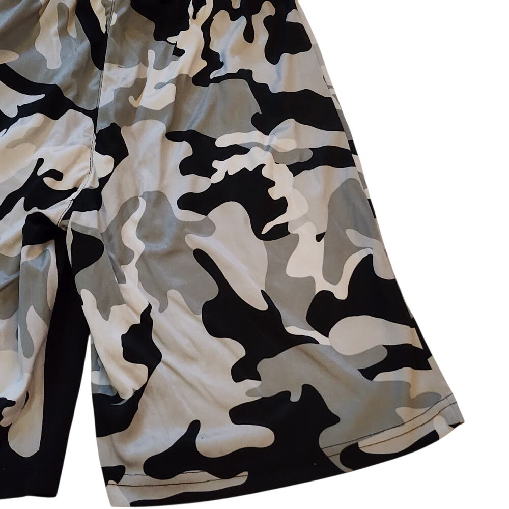 NBA Boys Basketball Shorts Size M 10/12 Black Gray Camo Athletic Drawstring - Picture 11 of 11
